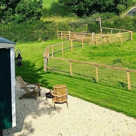 Peggy'S Hut Astbury Exterior foto